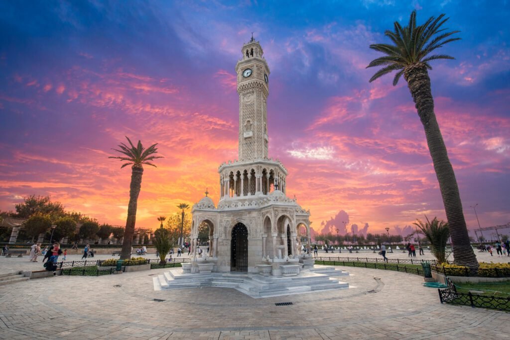 Konak,Square,Street,View,With,Old,Clock,Tower,(saat,Kulesi)